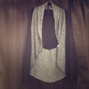 Women’s sweater, size L,Maurice’s